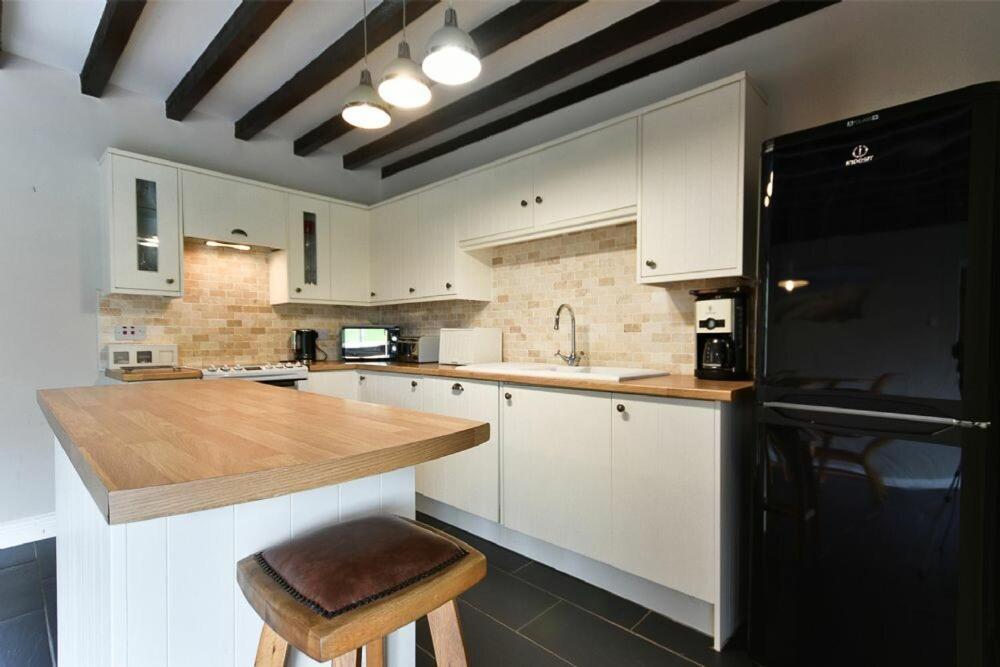 Goldfinch Villa Lucker Bagian luar foto